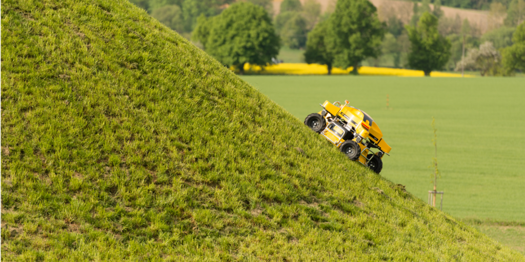 spider climbing steep hill